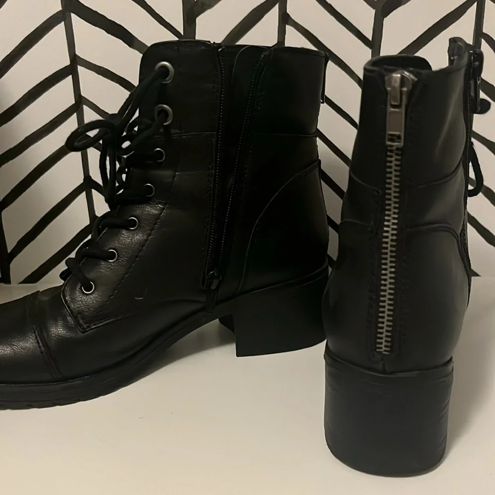 Combat boots - Picture 2 of 2